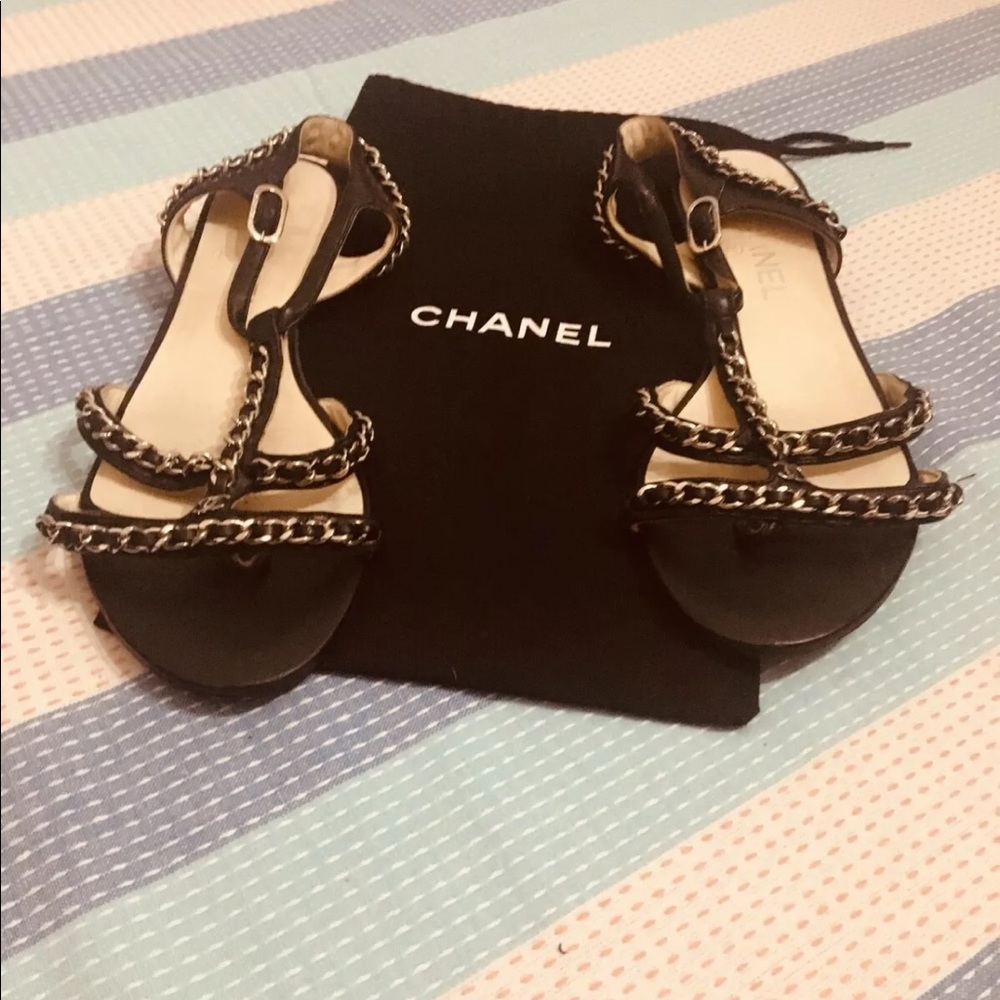 Chanel shoes with new bottoms size 39